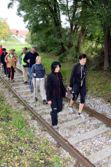 Pohod po poti ozkotirne železnice2