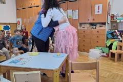 Predstava-Macek-Muri-v-vrtcu-Liboje-1