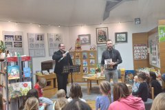 Po-pravljici-disi-v-Obcinski-knjiznjici-Polzela_slika-2