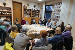 Bralni-klub_Obcinska-knjiznica-Zalec_februar2026_slika2