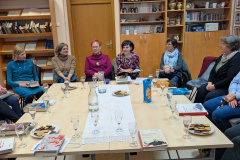 Bralni-klub_Obcinska-knjiznica-Zalec_februar2026_slika4